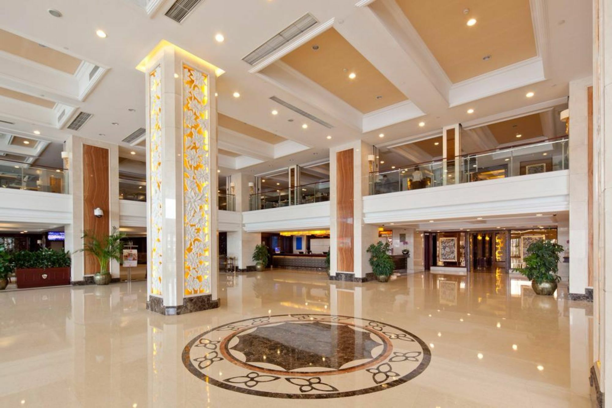 Rosedale Hotel Shenyang Extérieur photo